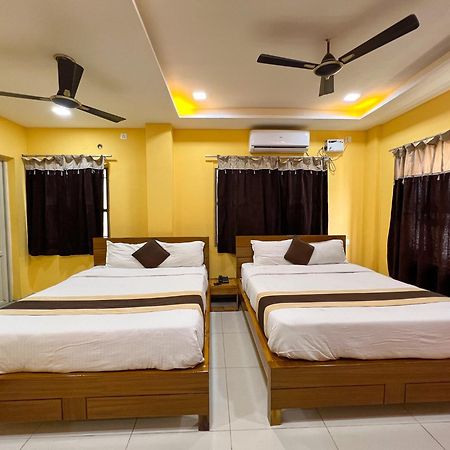 Le Hotel Host Tiruchirappalli Exterior photo